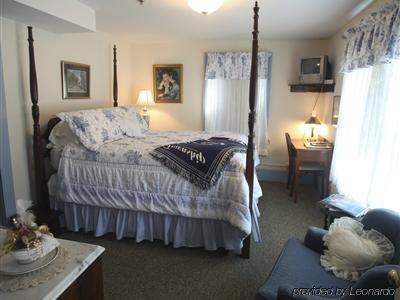 Alpine Haus Bed & Breakfast Inn Vernon Quarto foto