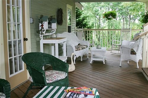 Alpine Haus Bed & Breakfast Inn Vernon Exterior foto