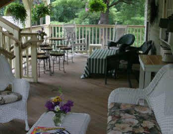 Alpine Haus Bed & Breakfast Inn Vernon Exterior foto